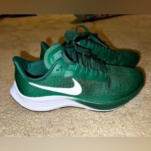 Nike Zoom Pegasus 37 Running Sneakers Size 6 Womans